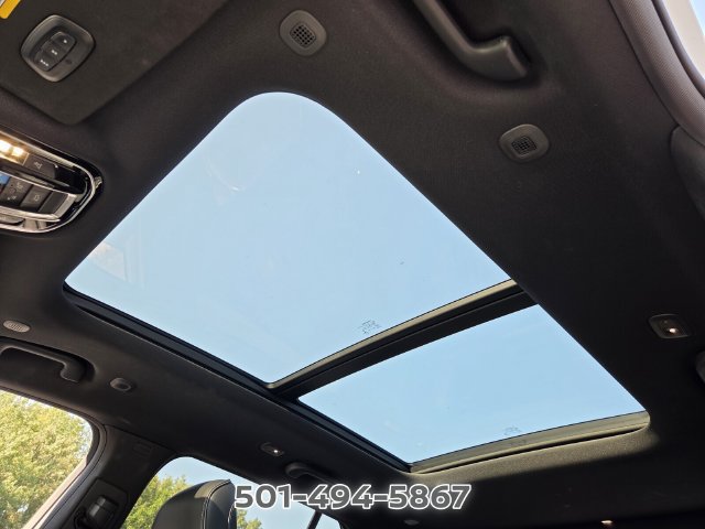 Used 2022 Jeep Grand Cherokee Overland AWD/4WD image 15