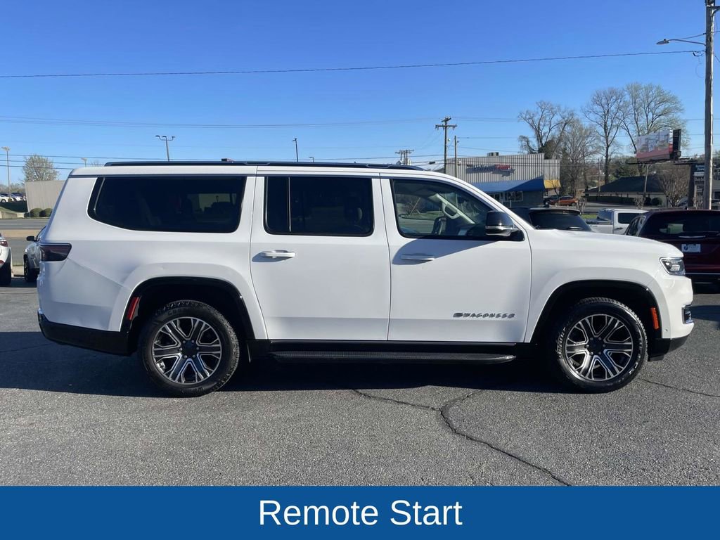 Certified 2024 Jeep Wagoneer L Series II w/ Flexible Seating Group image 10