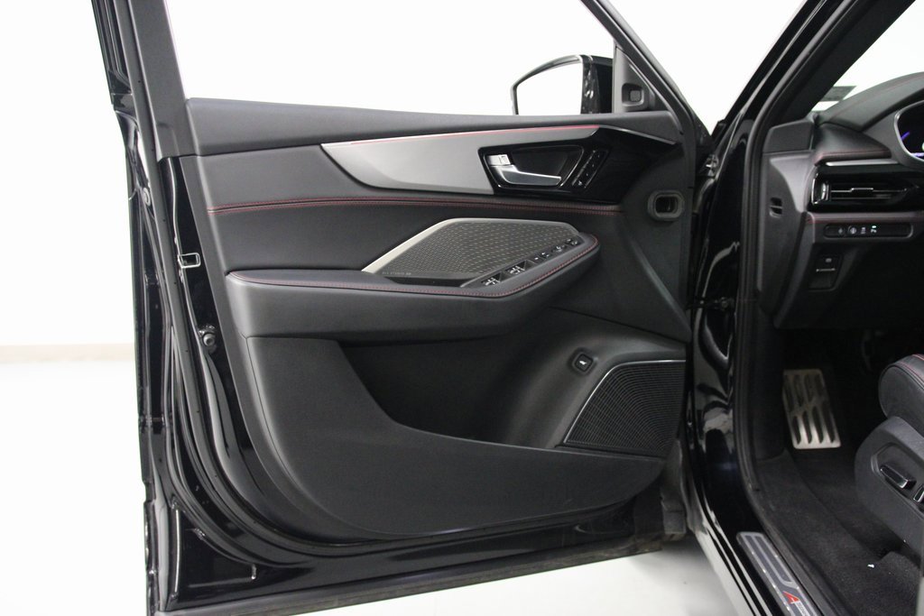 Used 2022 Acura MDX A-Spec image 18