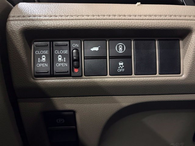 Used 2024 Honda Odyssey EX-L image 18