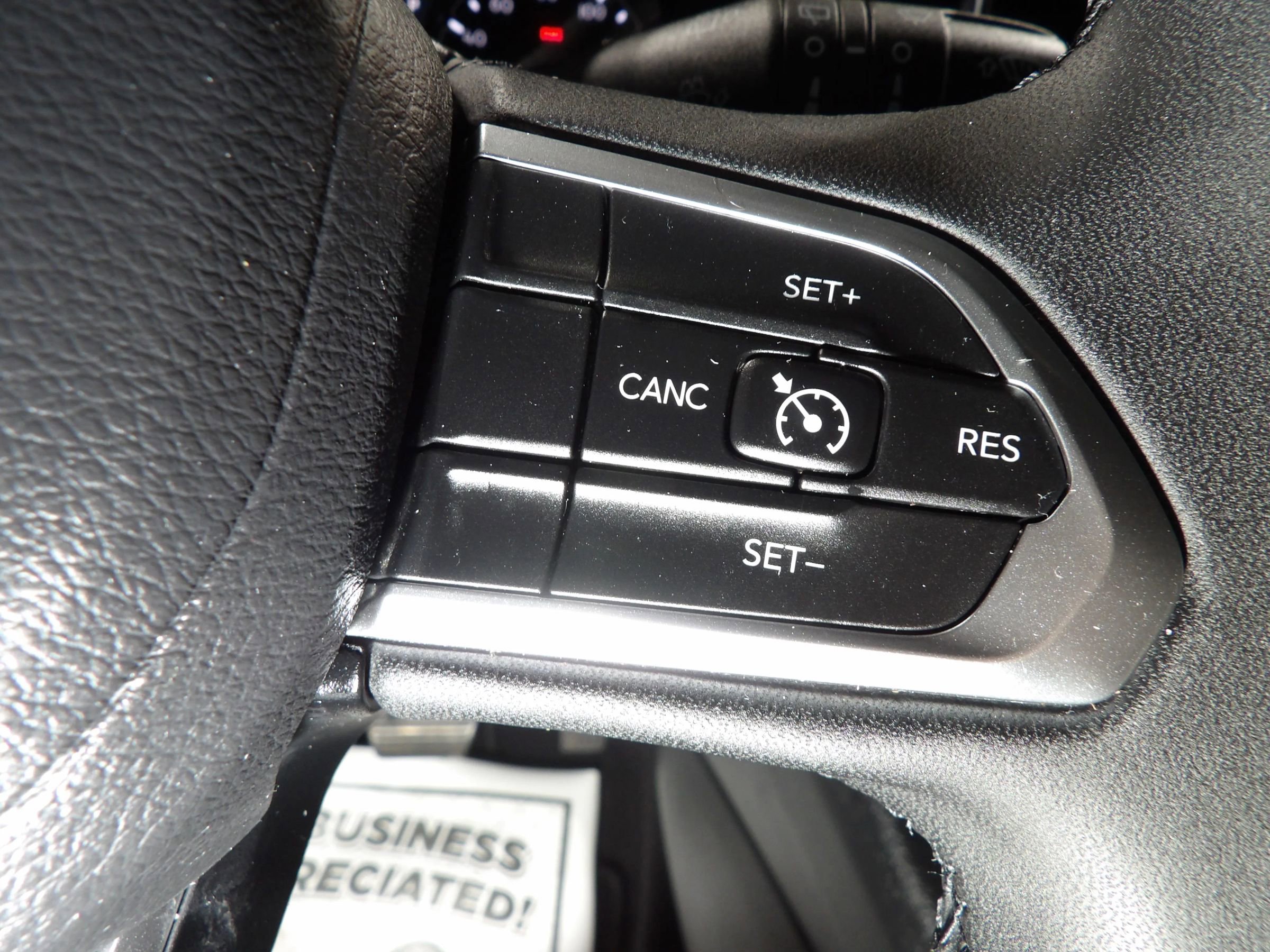 Used 2024 Jeep Compass Latitude AWD/4WD image 18