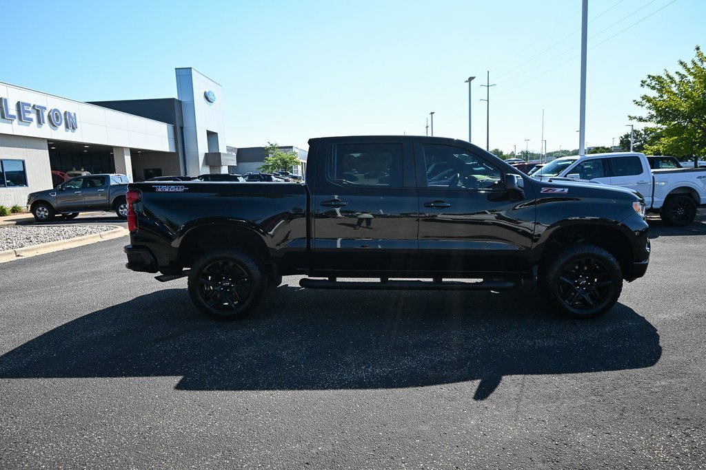 Used 2024 Chevrolet Silverado 1500 LT Trail Boss w/ Protection Package image 3