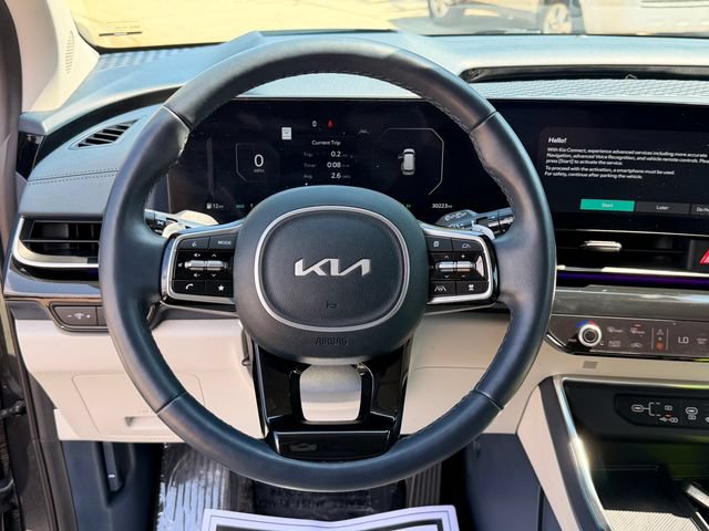 Certified 2025 Kia Carnival SX Prestige FWD image 13