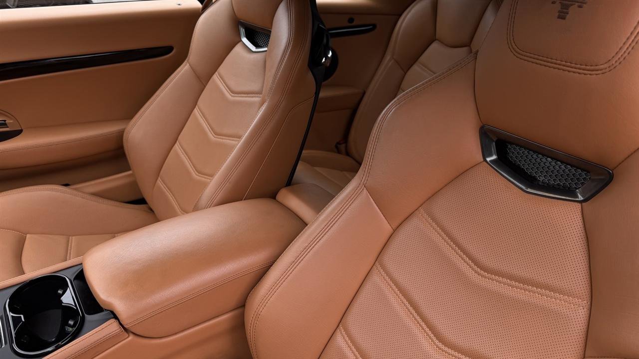 Used 2018 Maserati GranTurismo Sport image 21