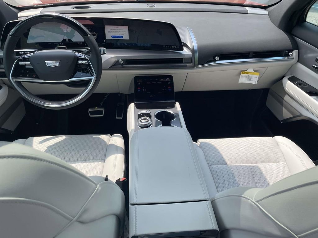 New 2026 Cadillac Vistiq Luxury w/ LPO, Premium Carpet Package image 15
