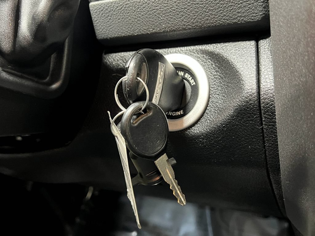 Used 2014 RAM 1500 Express AWD/4WD image 19