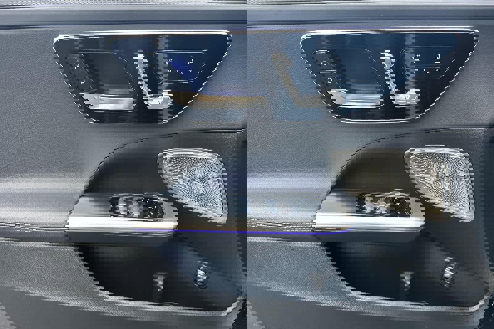 Certified 2025 Mercedes-Benz C 300 4MATIC Sedan image 10