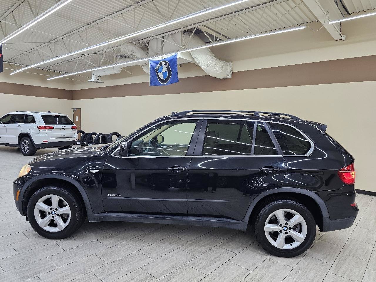 Used 2013 BMW X5 xDrive50i AWD/4WD image 9