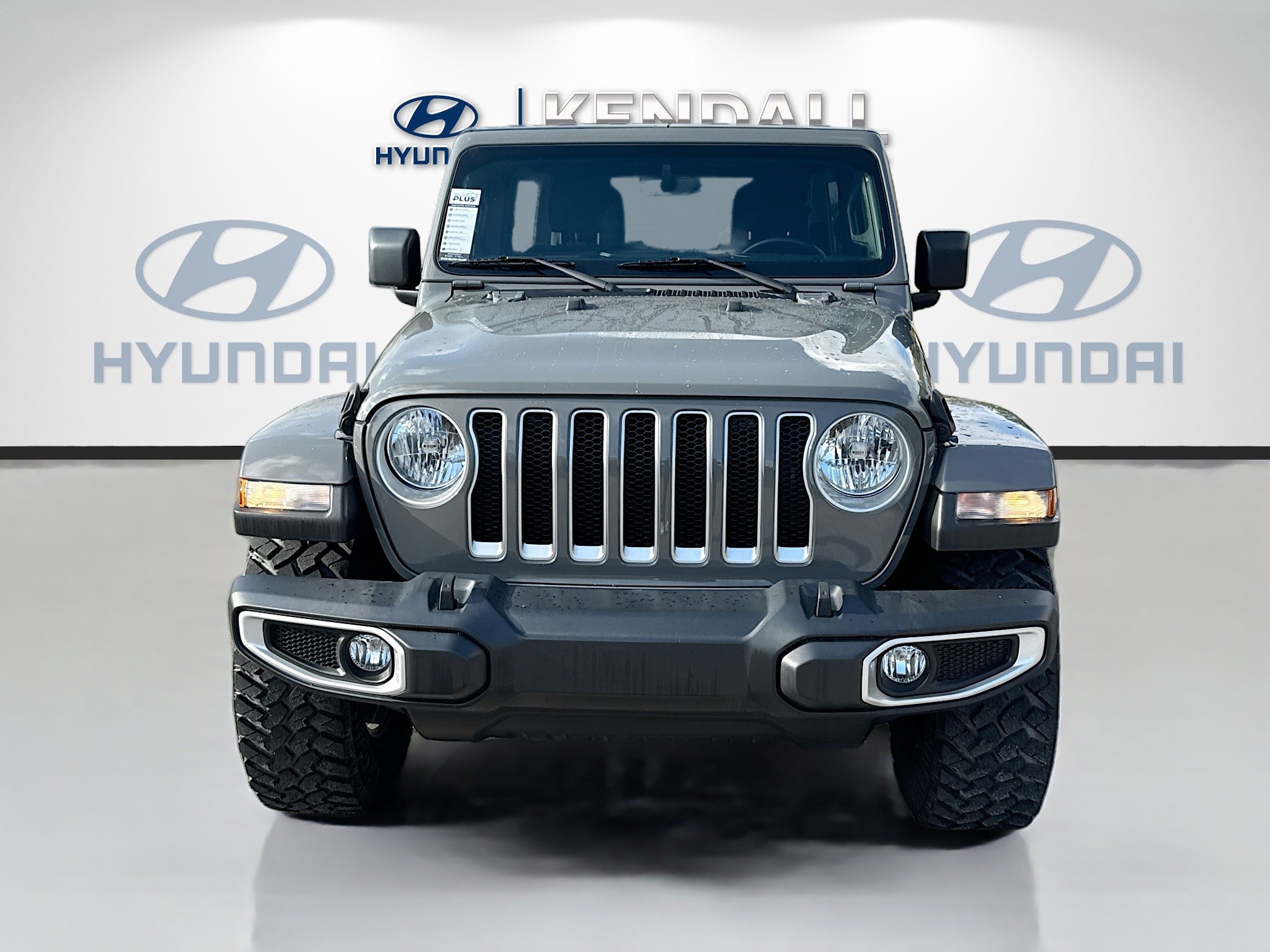Used 2022 Jeep Wrangler Unlimited Sahara image 2