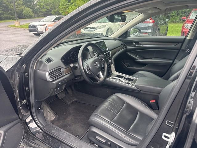 Used 2022 Honda Accord Touring image 9