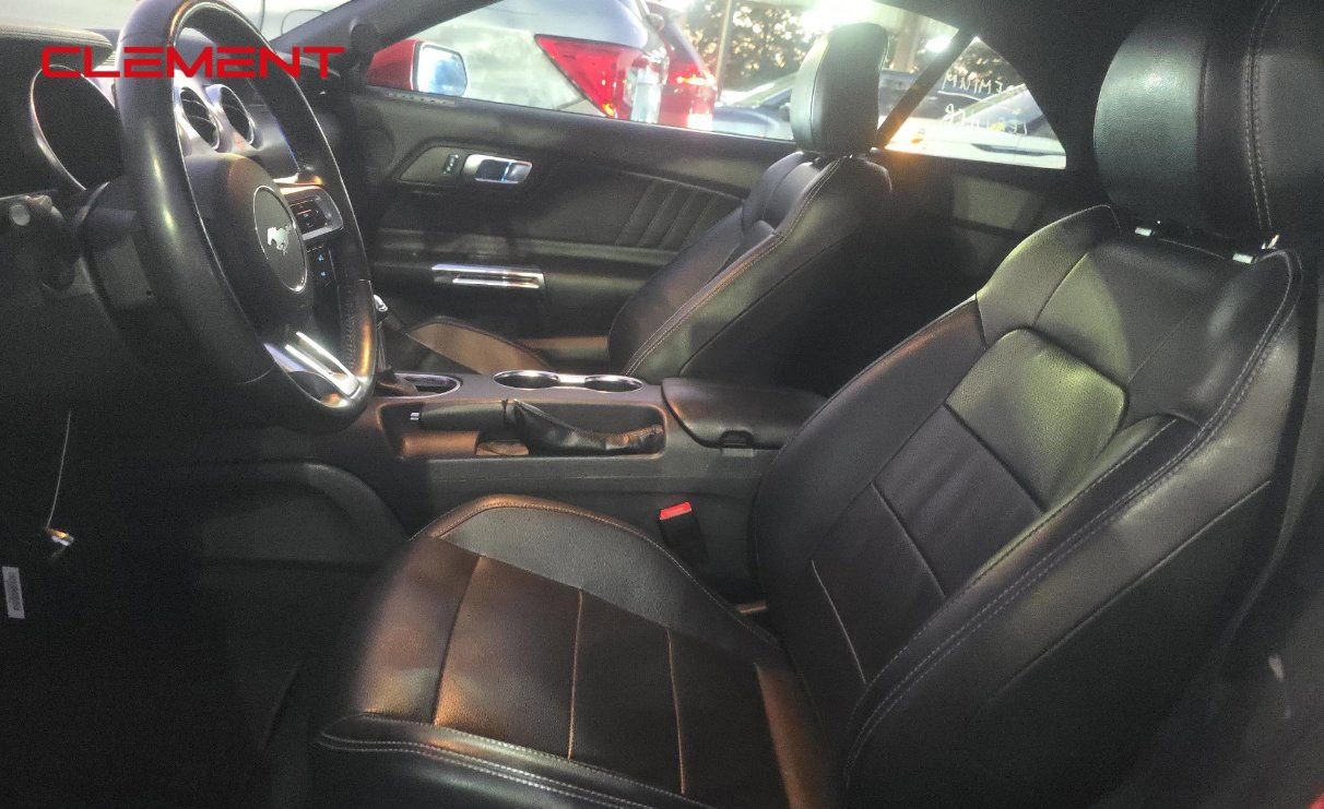 Used 2022 Ford Mustang Premium image 9