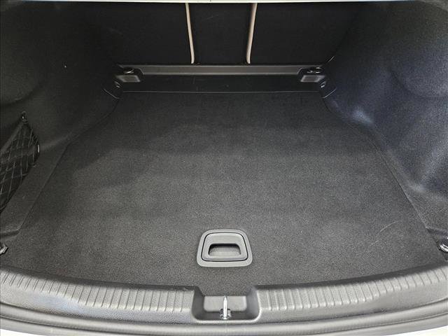 Used 2023 Mercedes-Benz C 300 Sedan image 5