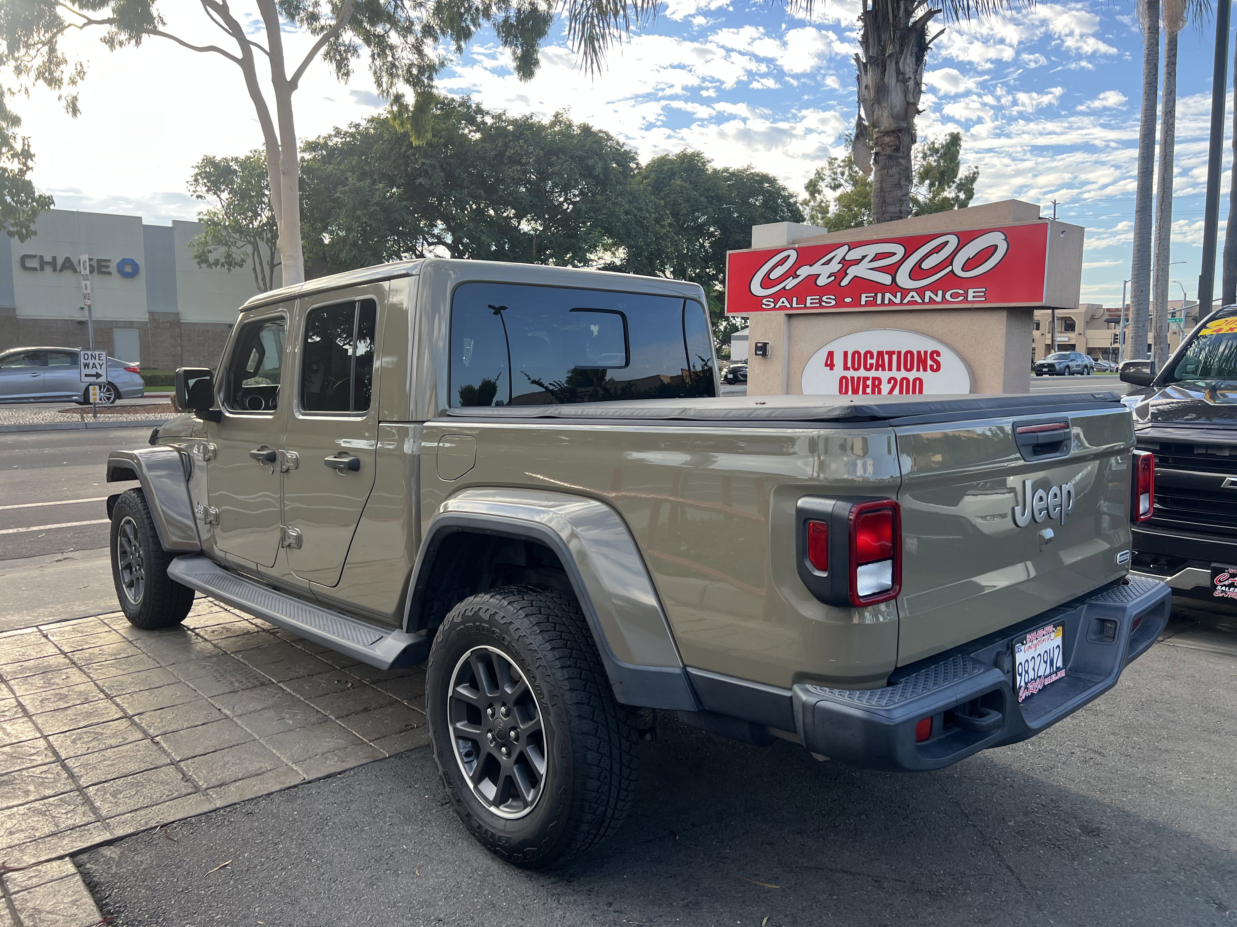 Used 2020 Jeep Gladiator Overland image 7