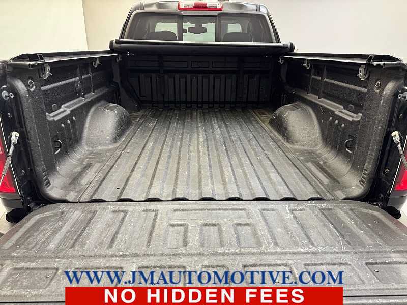 Used 2017 Chevrolet Colorado Z71 AWD/4WD image 11
