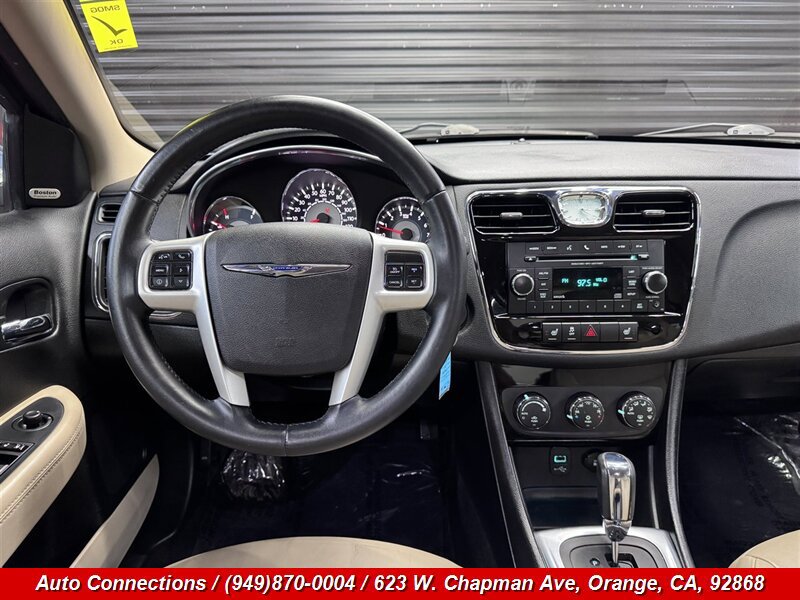 Used 2013 Chrysler 200 Limited image 12