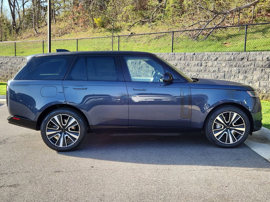 New 2026 Land Rover Range Rover SE AWD/4WD image 11