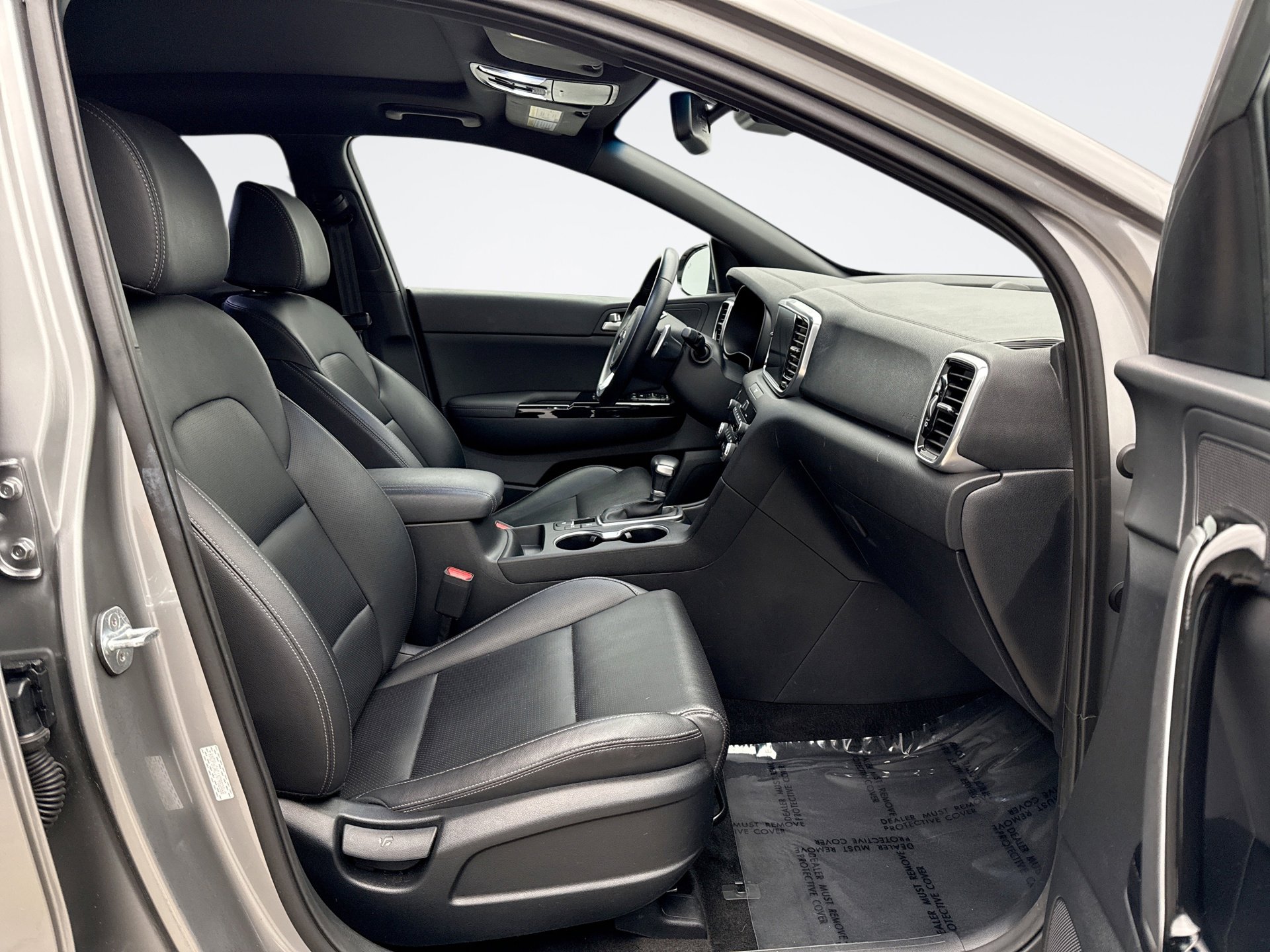 Used 2022 Kia Sportage Nightfall Edition w/ Nighfall AWD Premium Package image 17