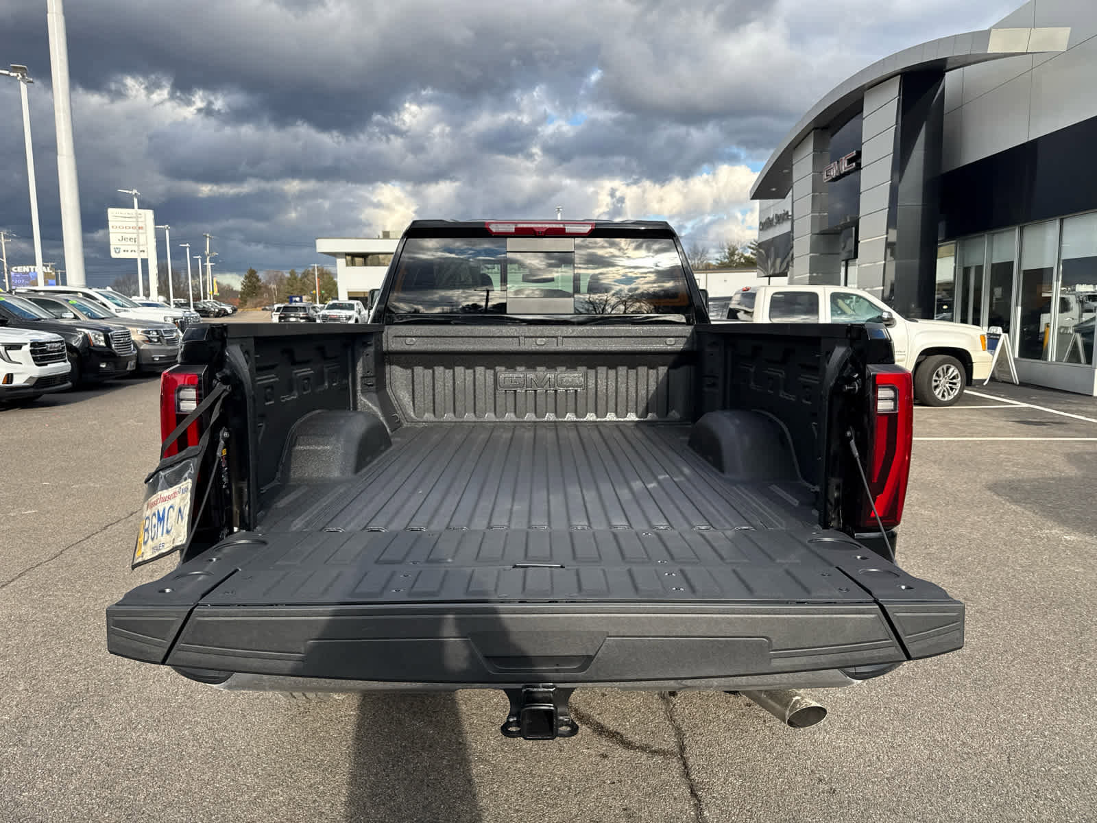 New 2026 GMC Sierra 2500 SLT w/ SLT Premium Package image 10