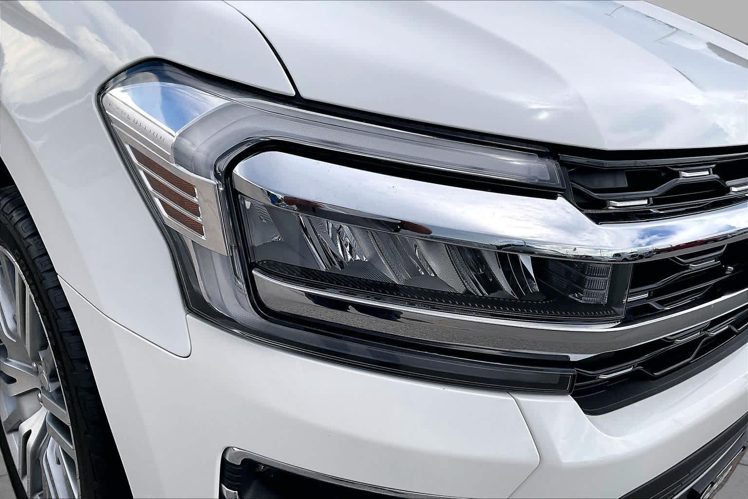 Used 2023 Ford Expedition Limited RWD image 27