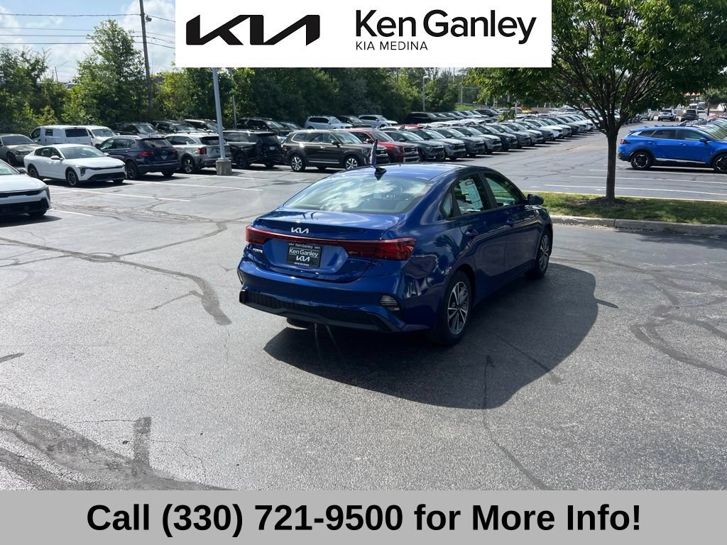 Certified 2023 Kia Forte LXS FWD image 11