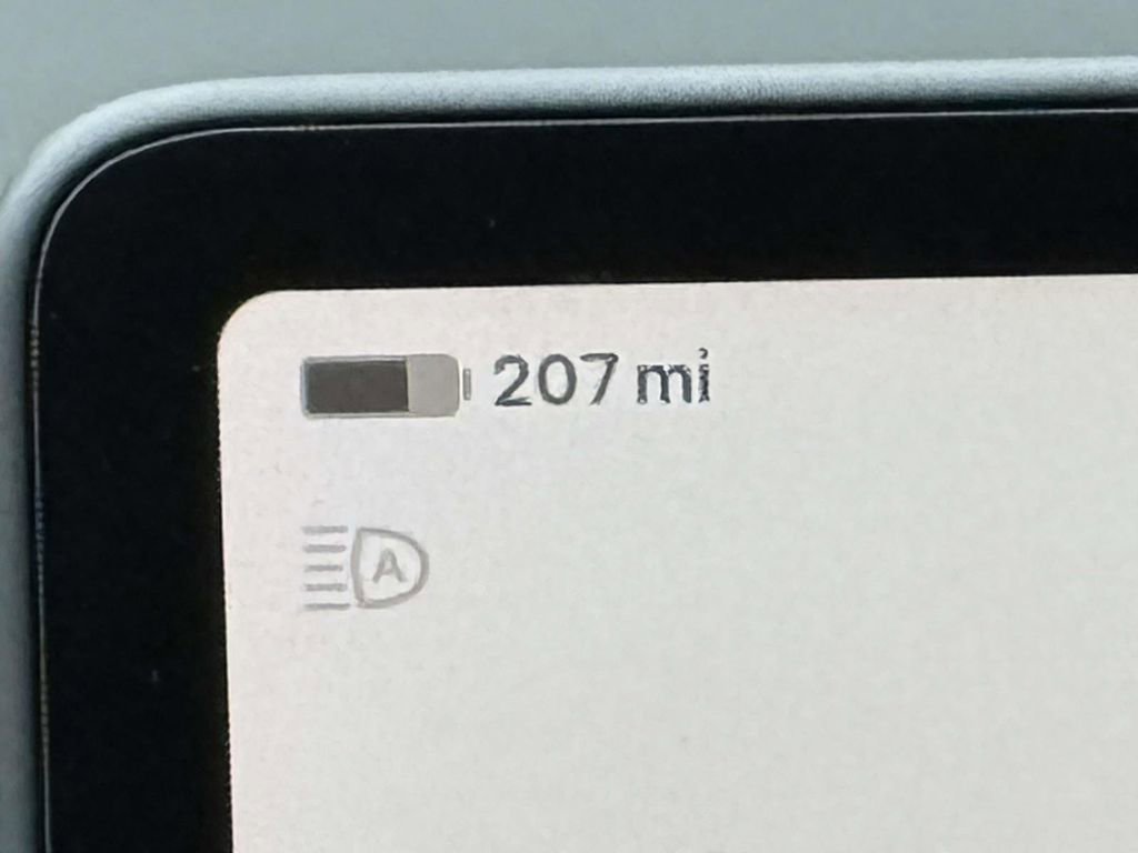 Used 2023 Tesla Model Y Long Range image 17