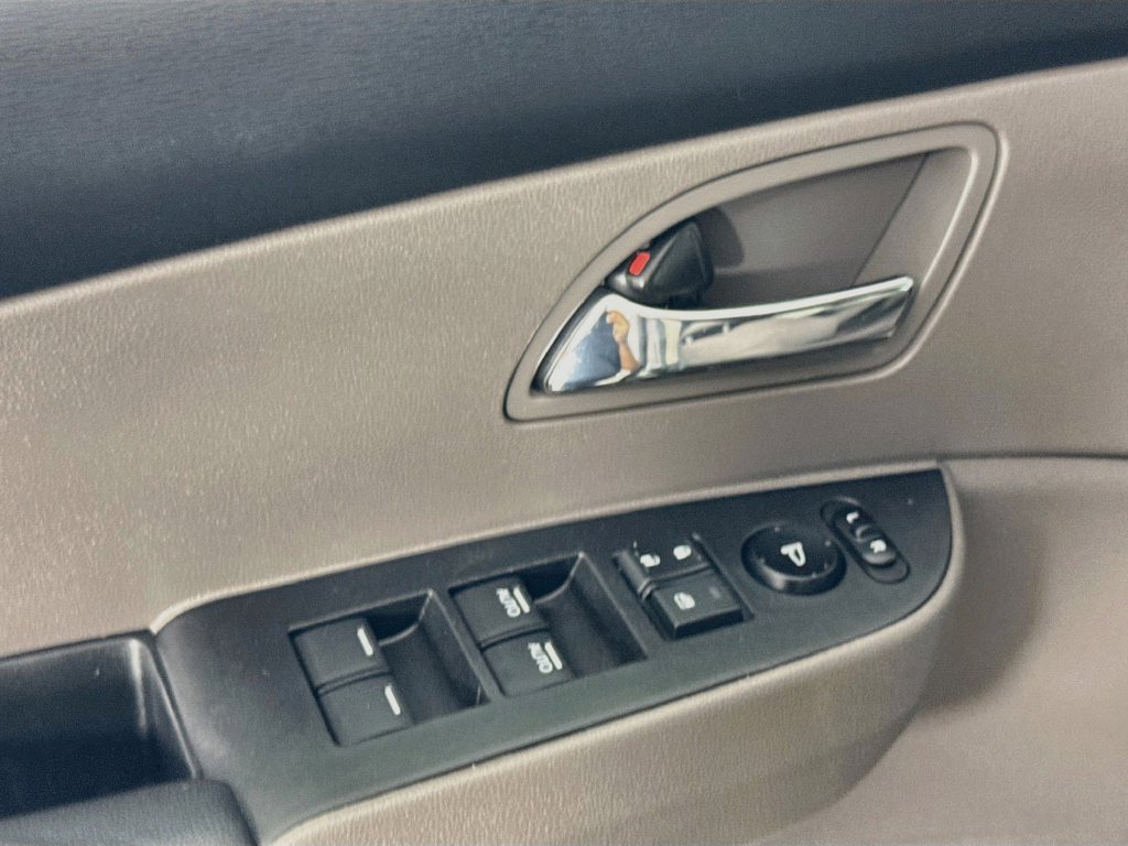 Used 2016 Honda Odyssey SE image 21