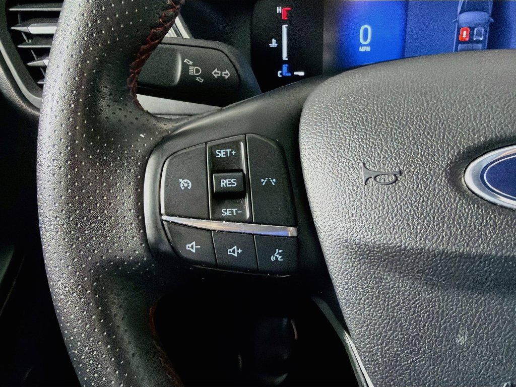 Used 2025 Ford Escape ST-Line FWD image 30