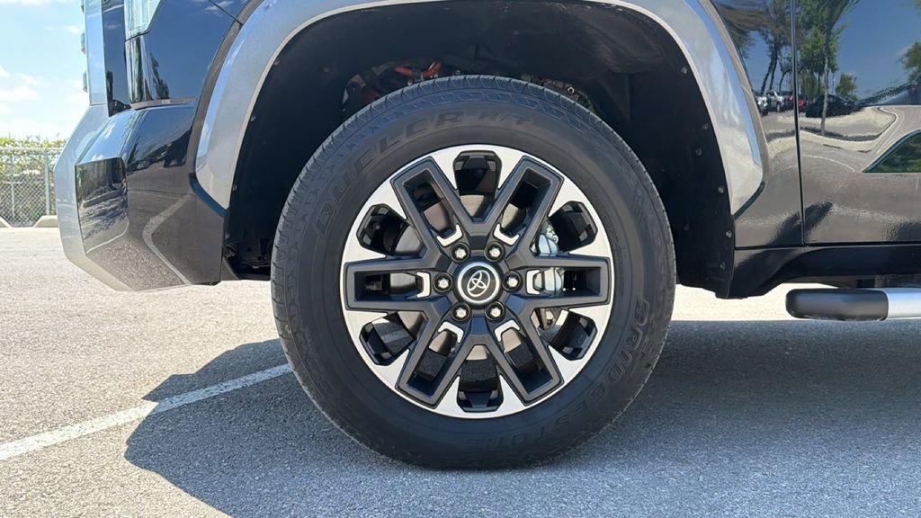 Used 2023 Toyota Tundra Limited image 12