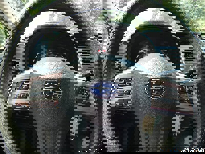 Used 2014 Subaru Crosstrek 2.0i Premium image 25