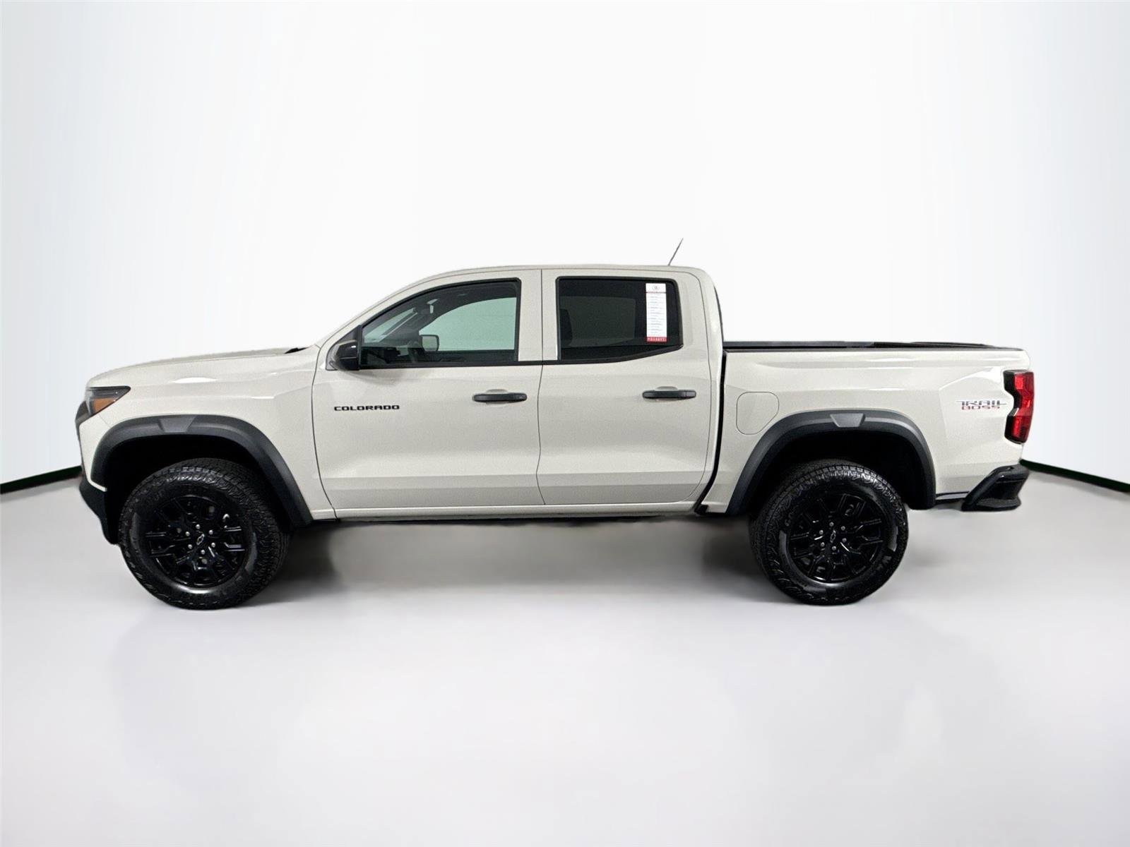 Used 2026 Chevrolet Colorado Trail Boss AWD/4WD image 13