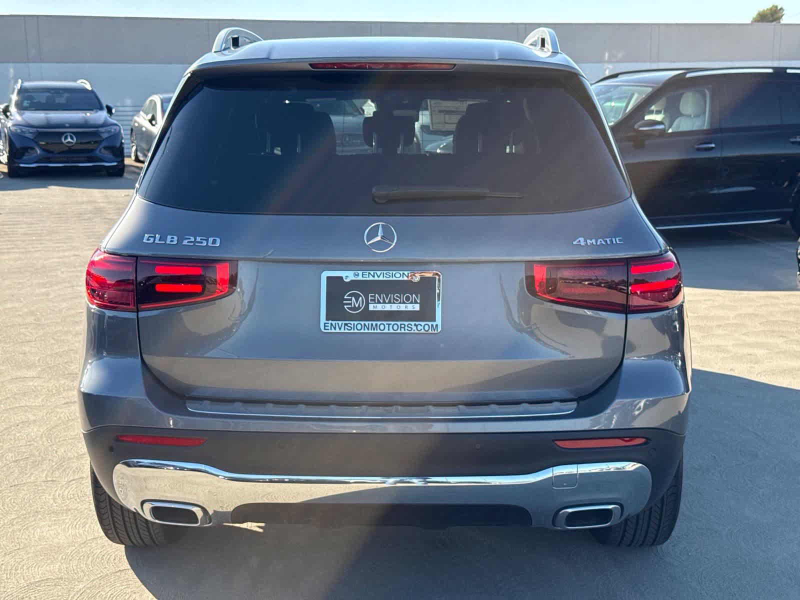 New 2026 Mercedes-Benz GLB 250 4MATIC image 9