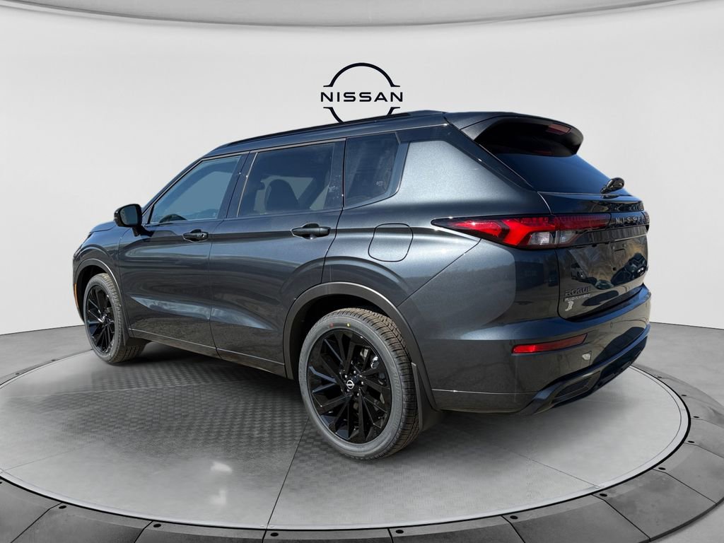 New 2026 Nissan Rogue Platinum image 3