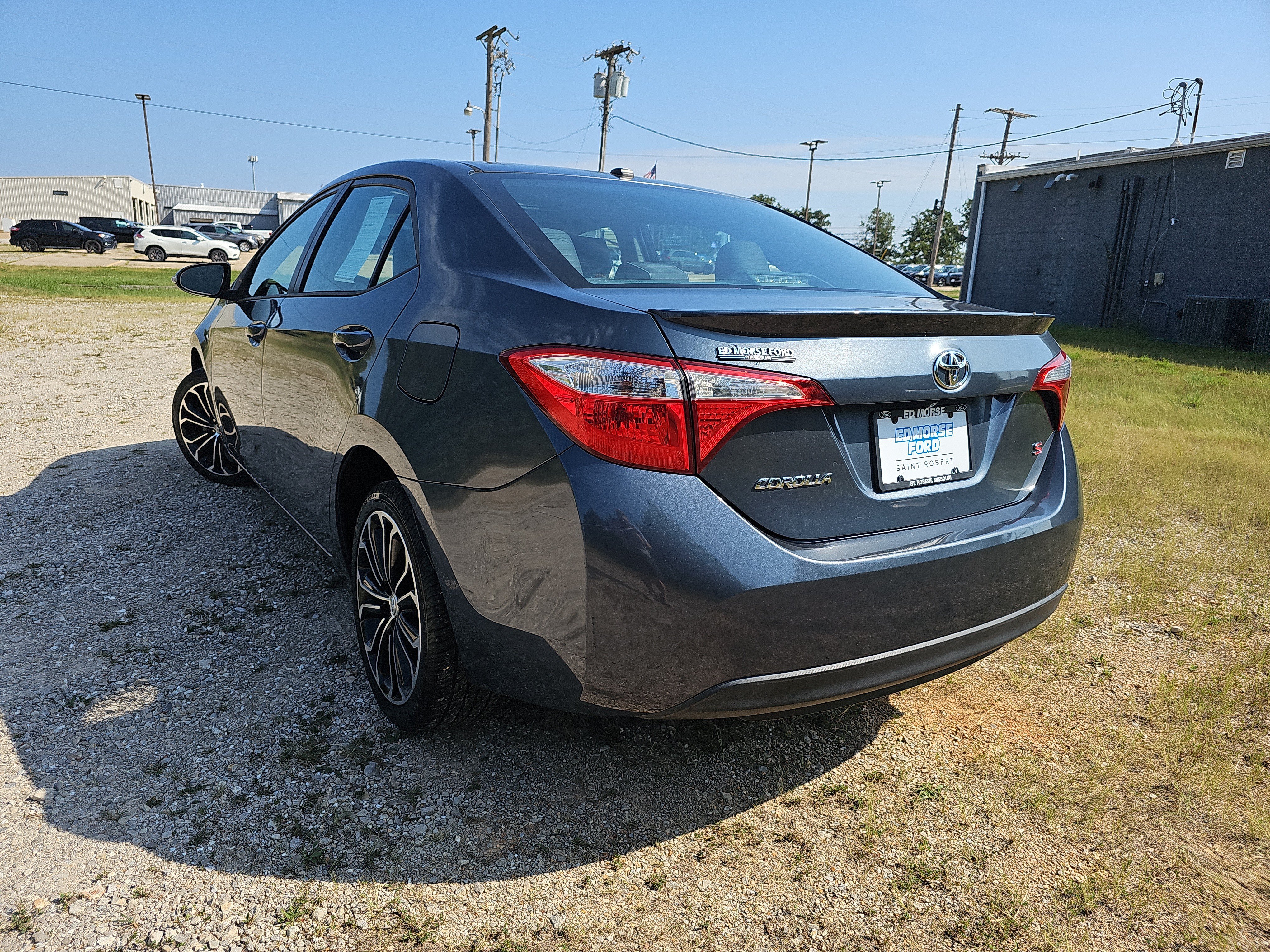 Used 2015 Toyota Corolla S Premium FWD image 6
