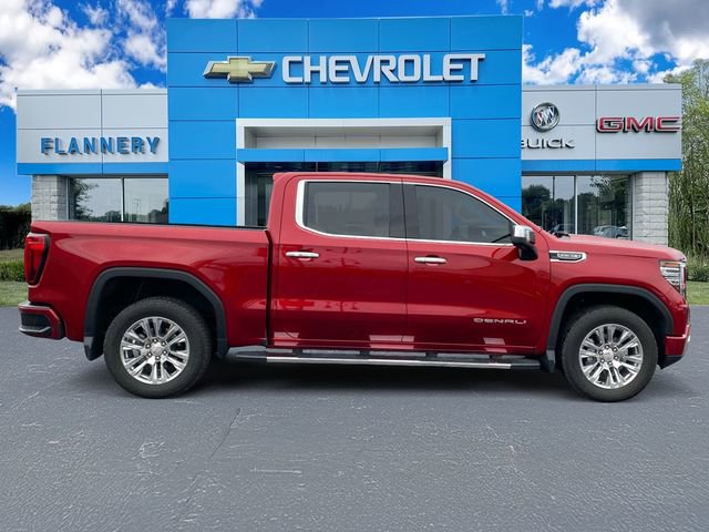 Used 2023 GMC Sierra 1500 Denali w/ Technology Package AWD/4WD image 9