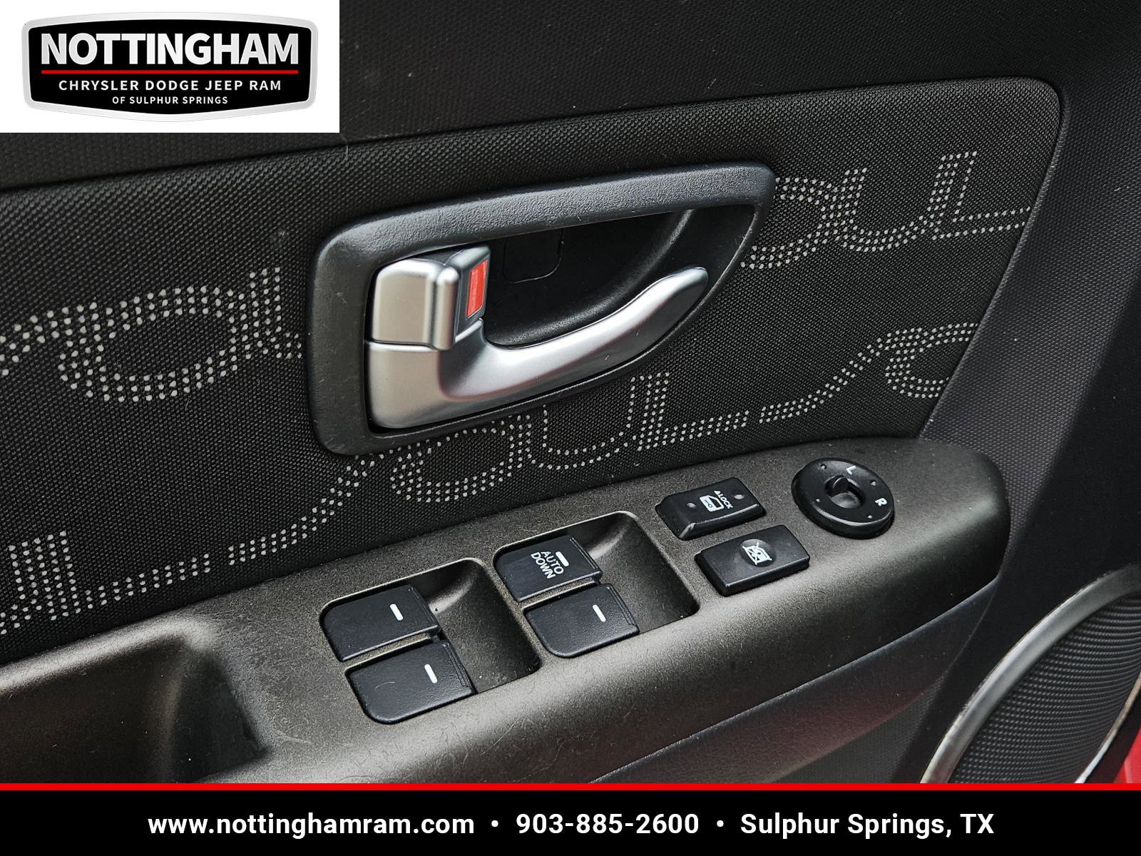 Used 2013 Kia Soul + image 24