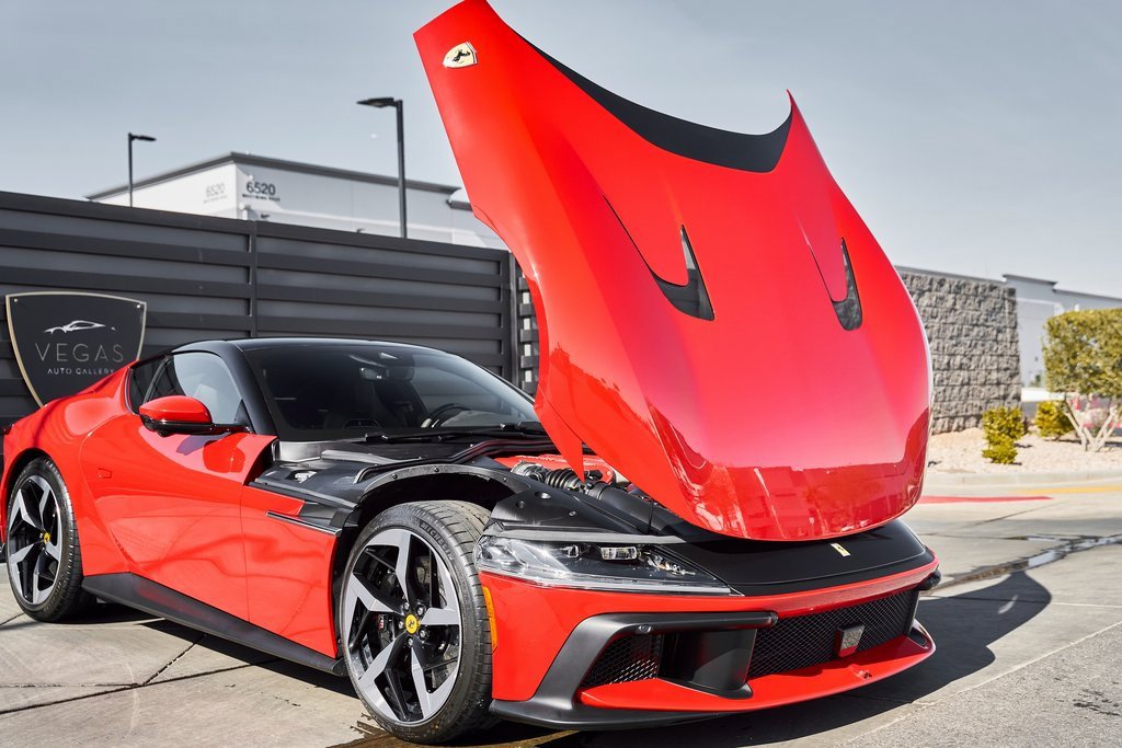 Used 2025 Ferrari 12Cilindri image 24