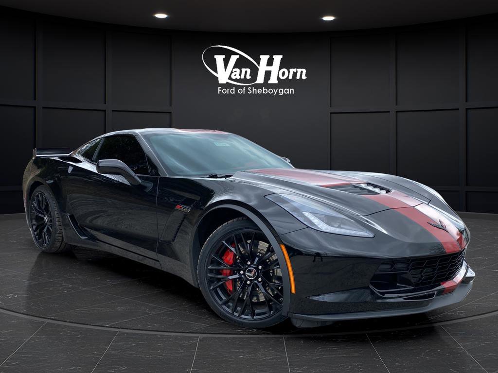 Used 2015 Chevrolet Corvette Z06 w/ 3LZ Preferred Equipment Group RWD image 1