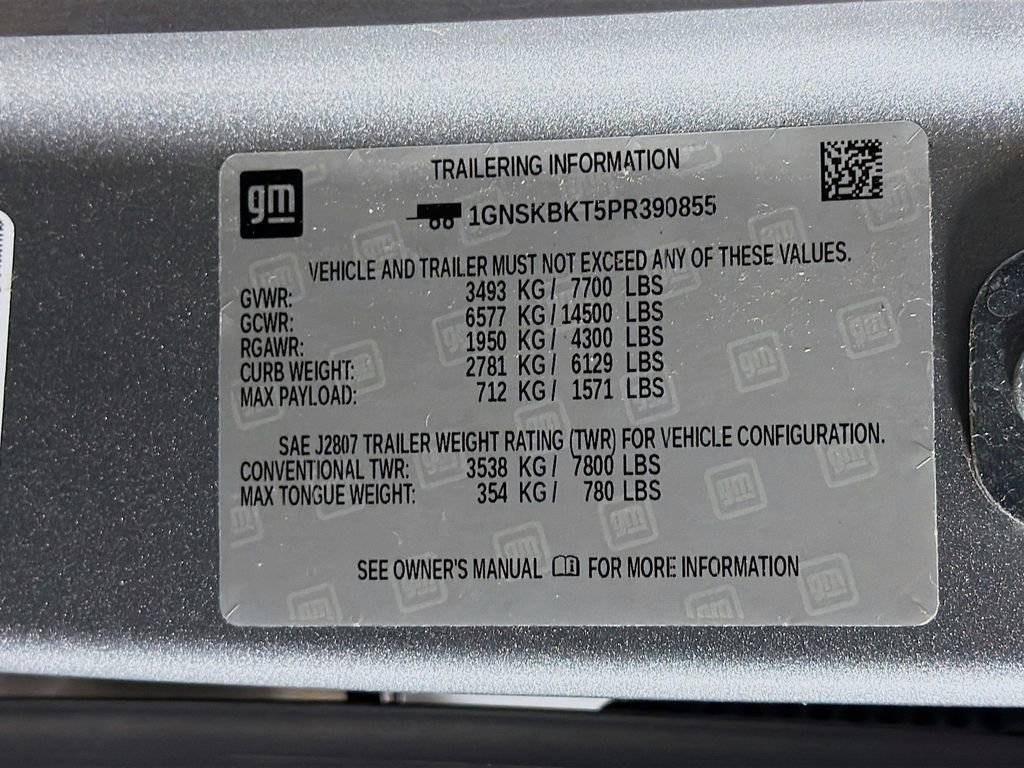Used 2023 Chevrolet Suburban LS AWD/4WD image 32
