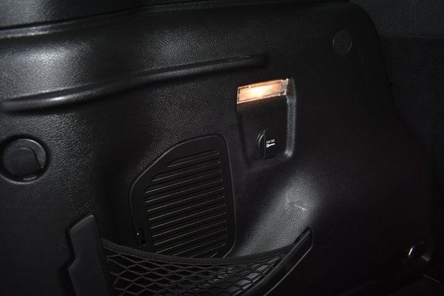 Used 2016 Jeep Renegade 75th Anniversary image 36