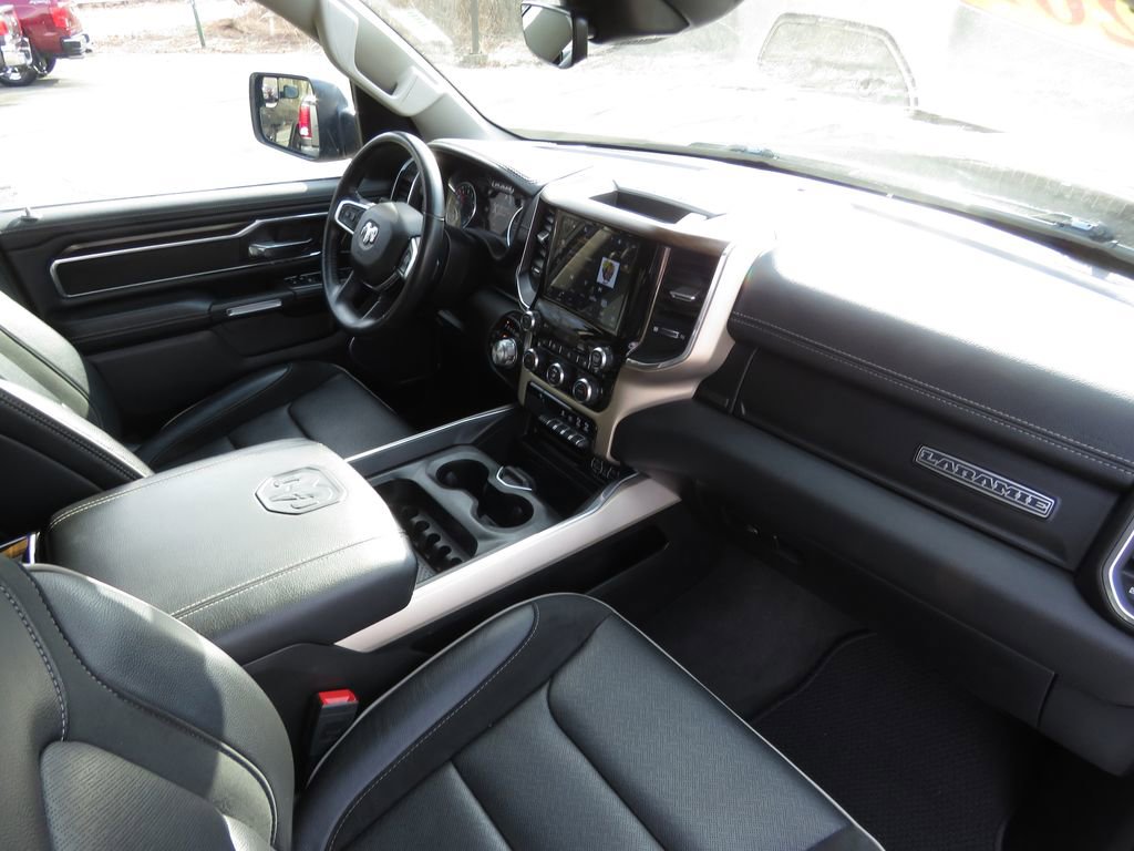 Used 2022 RAM 1500 Laramie AWD/4WD image 14