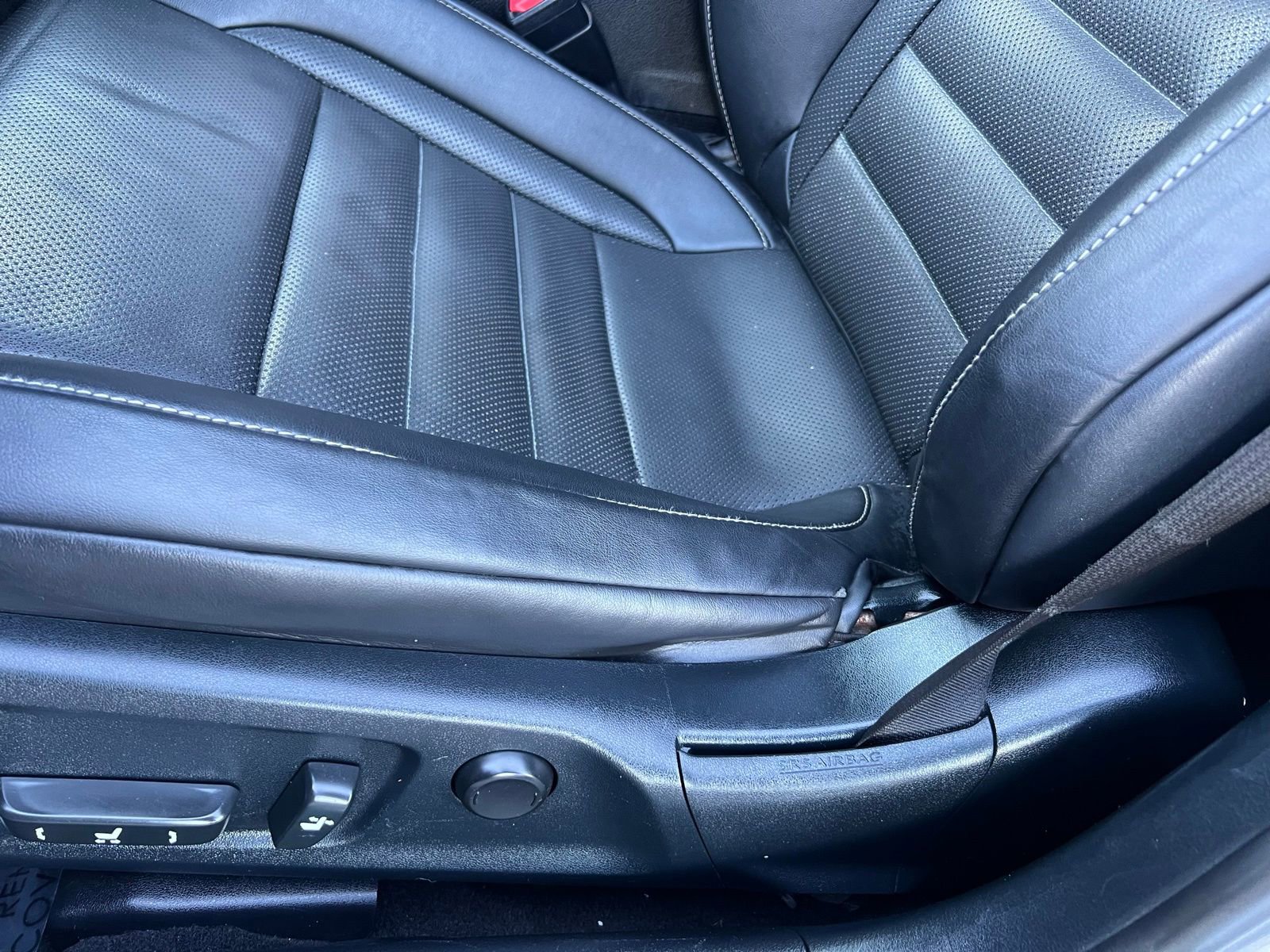 Used 2016 Lexus IS 300 AWD w/ F Sport Package image 21