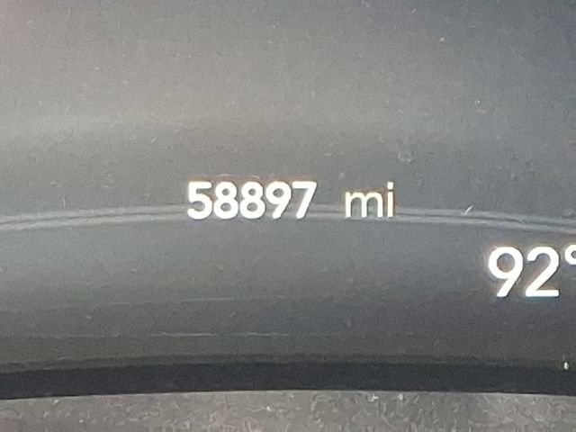 Used 2024 Chrysler Pacifica Touring-L FWD image 20