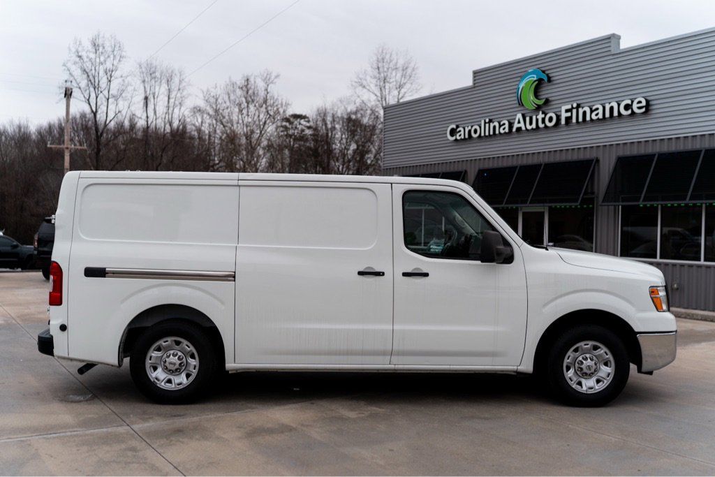 Used 2020 Nissan NV 2500 SV image 6