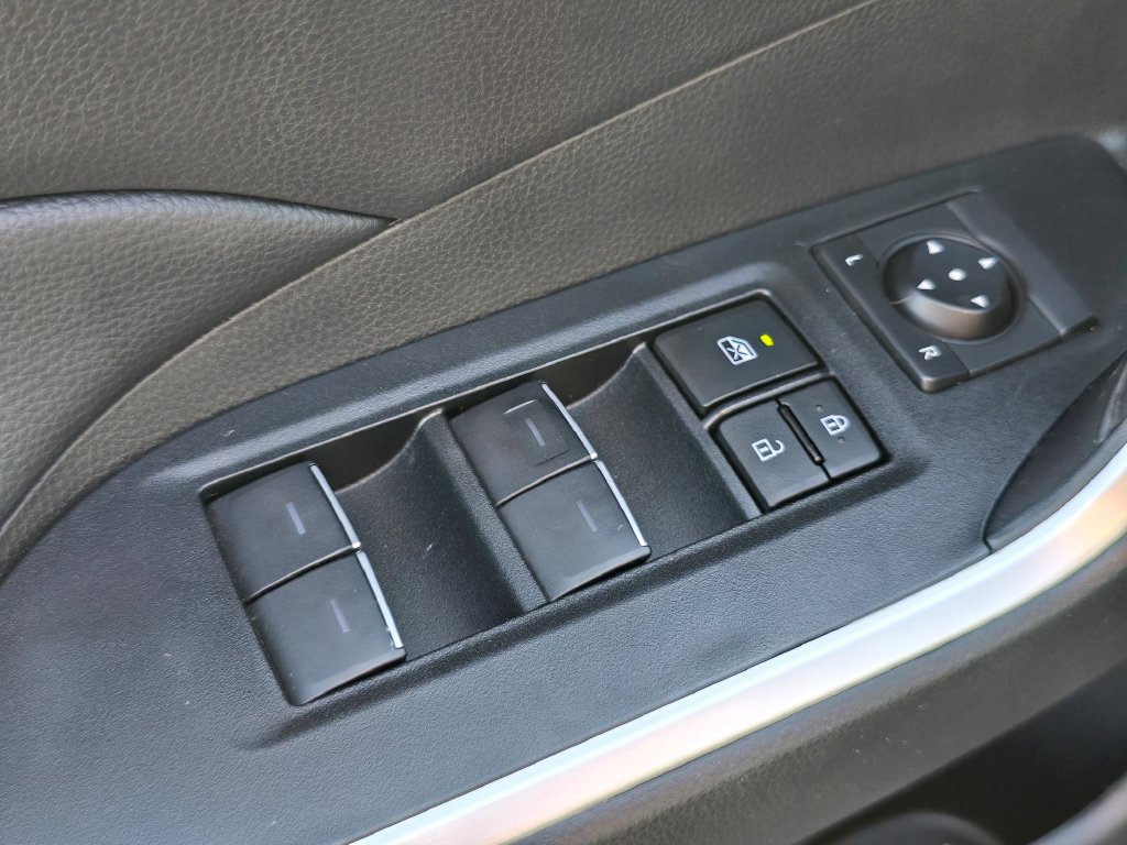 Used 2024 Toyota RAV4 XLE w/ Convenience Package AWD/4WD image 20