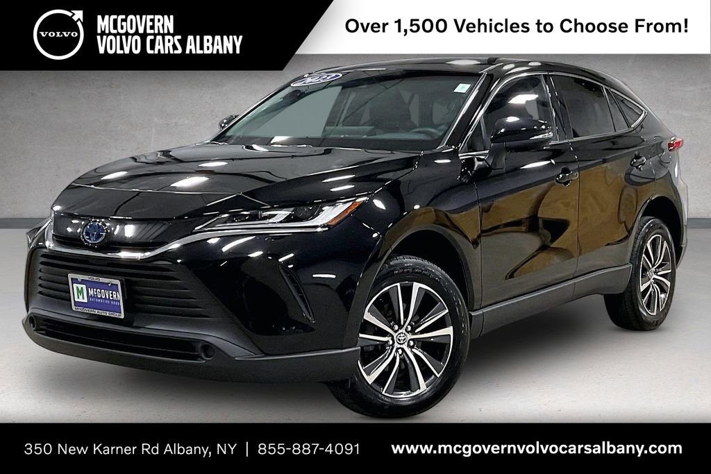 Used 2023 Toyota Venza LE AWD/4WD image 1