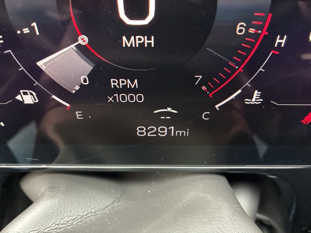 Used 2025 GMC Yukon Denali image 18