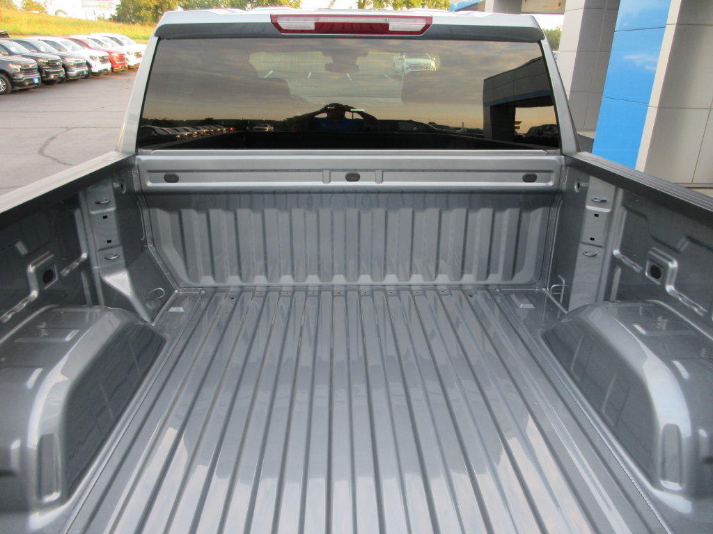 New 2026 Chevrolet Silverado 1500 LT w/ Z71 Off-Road Package AWD/4WD image 13