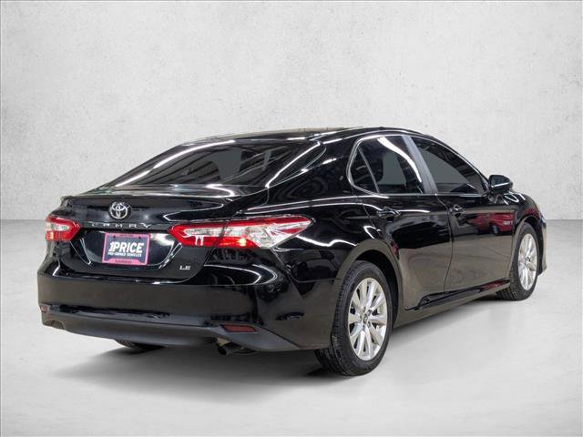 Used 2018 Toyota Camry LE image 5