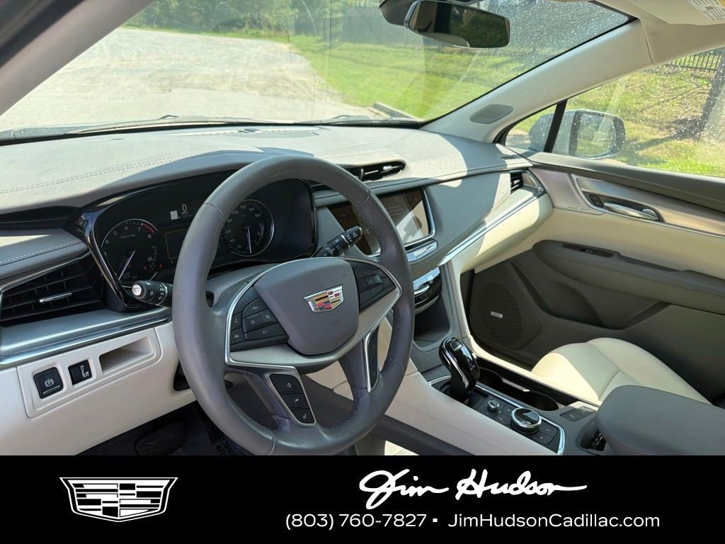 Certified 2024 Cadillac XT5 Premium Luxury FWD image 4