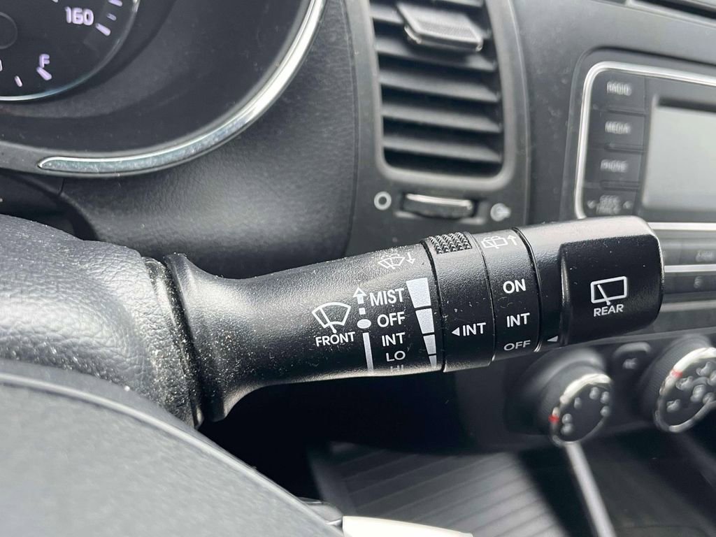 Used 2016 Kia Forte LX image 23